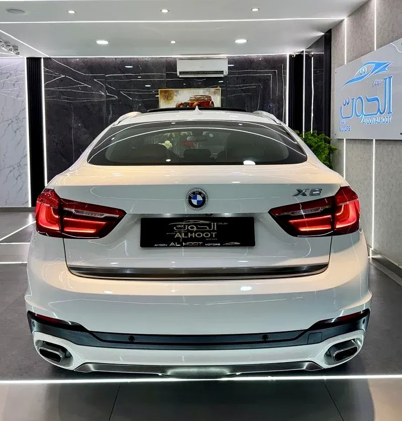 بي أم دبليو X6 2016